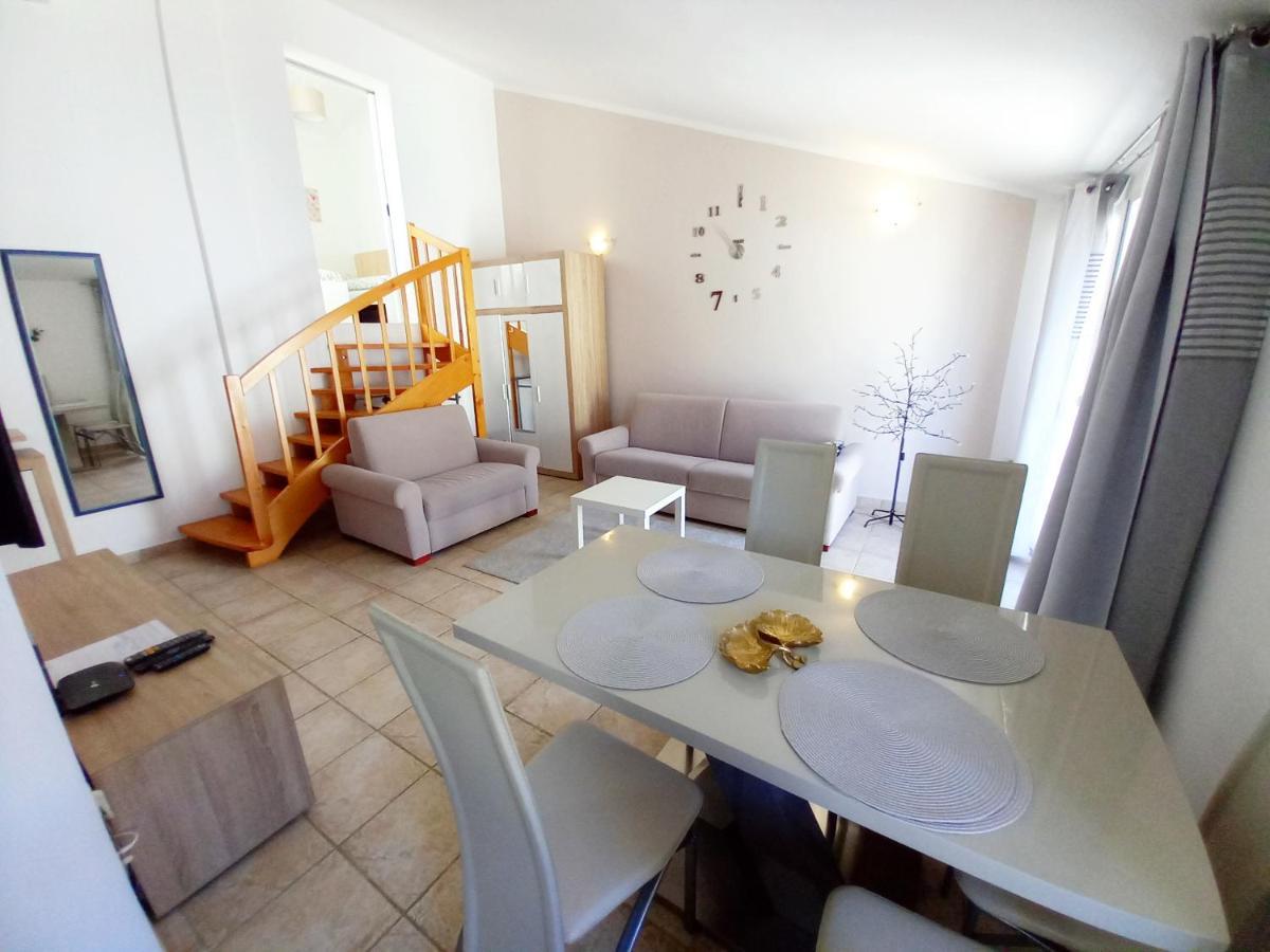Apartment Karlo Medulin Eksteriør billede